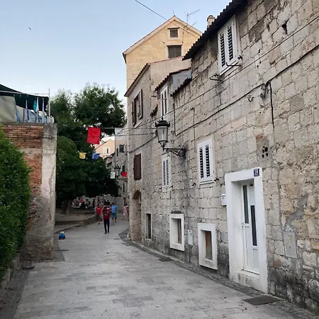 Mezo Near Diocletian Palace * スプリト